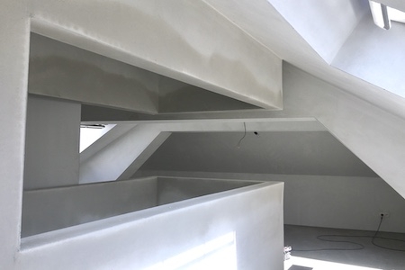 R&eacute;novation studios Mons